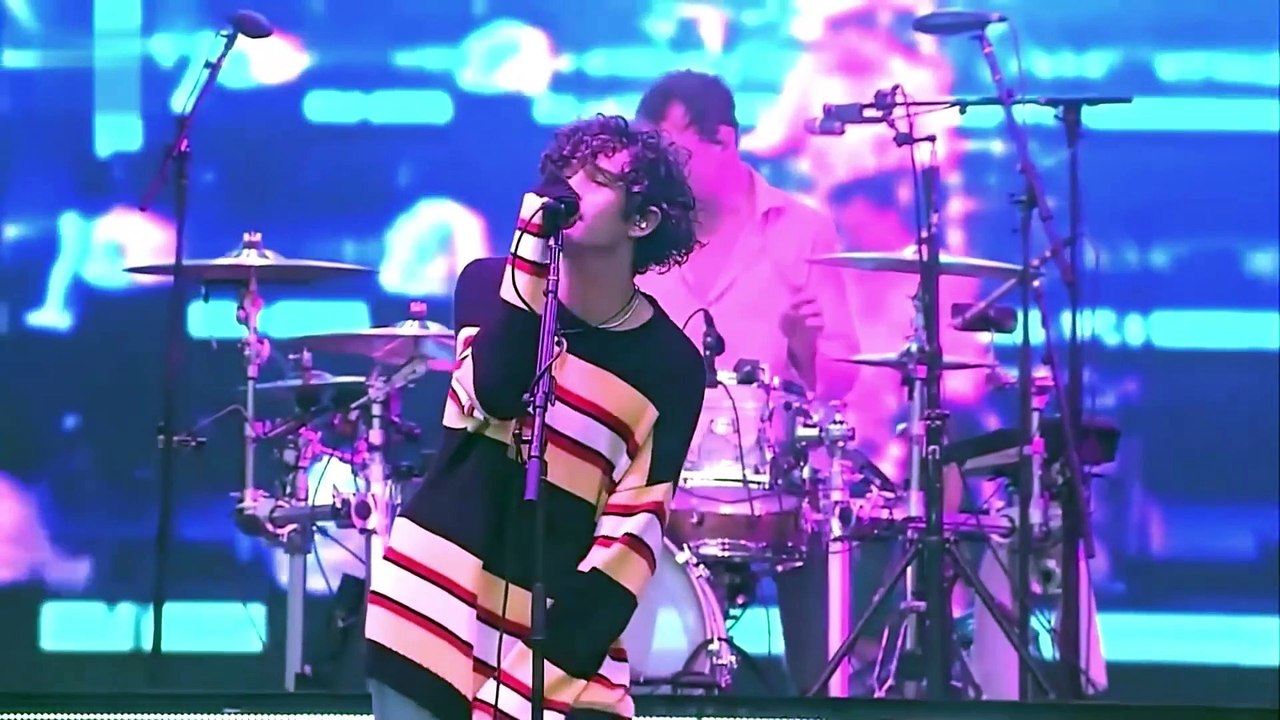 The 1975 - Somebody Else (Live)