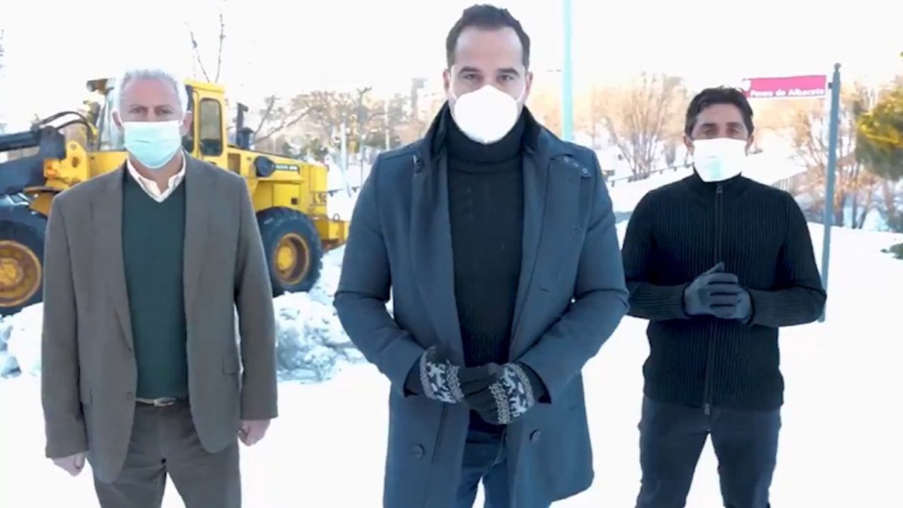 Aguado pide "colaboración" a madrileños para ayudar en la limpieza de nieve