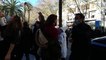 Manifestantes intentan trepar por las ventanas del TSJIB en Palma