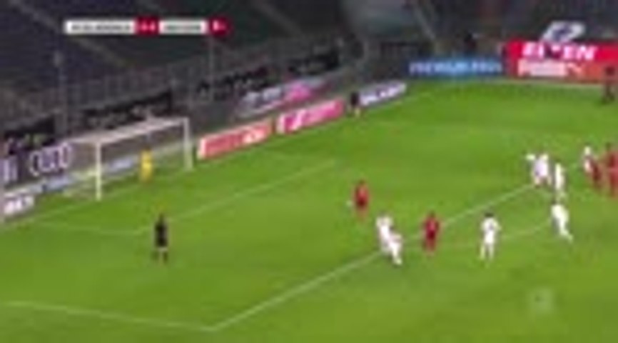 Lewandowski, Haaland, Hoppe : 3 buteurs, 3 stats