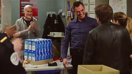 Plus belle la vie : Le cadeau génial des policiers à Jean-Paul