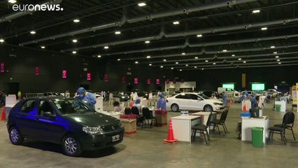 Tests anti-Covid en Drive-in à Buenos Aires