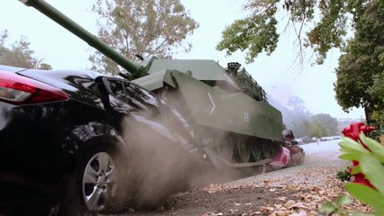 911 Lone Star Season 2 trailer - Bigger in Texas