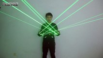 Green Laser Gloves Laser Beam Flash Finger,Nightclub Bar Party Dance Singer Props DJ Mechanical Gloves LED Light