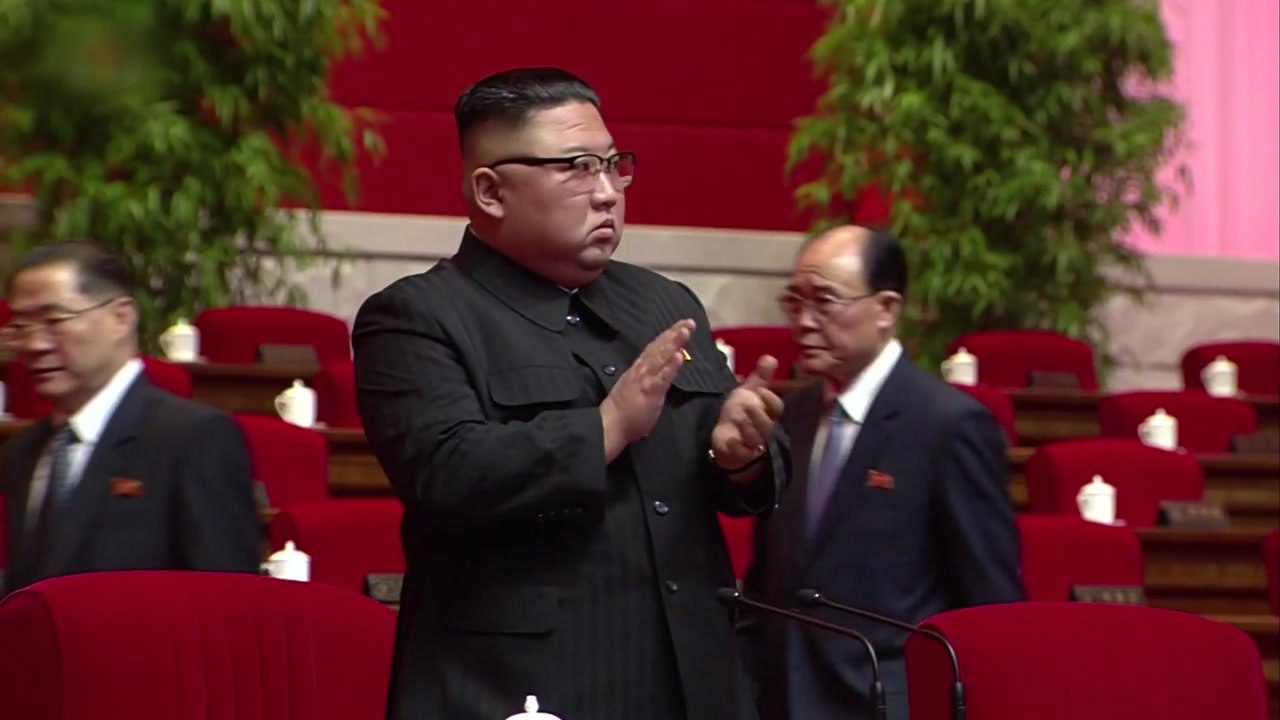 김정은 "핵전쟁 억제력 강화"...8차 당대회 폐막 / YTN