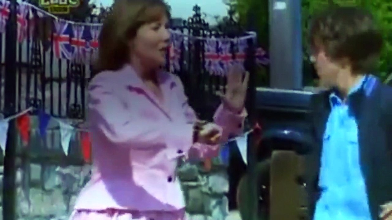 The Sarah Jane Adventures - S 02 E 10 - The Temptation Of Sarah Jane Smith (2)