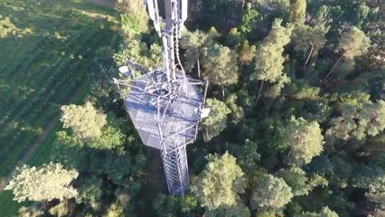Telefónica vende la división de torres de Telxius a American Tower