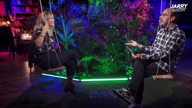 Enora Malagré évoque ses envies de mariage et de bébé avec son compagnon Hugo, dans le Jarry Show sur YouTube.