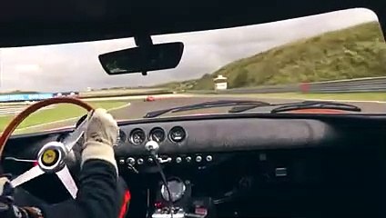 VÍDEO:  al límite en circuito con un Ferrari 250 GTO de 70 millones de euros (ONBOARD)