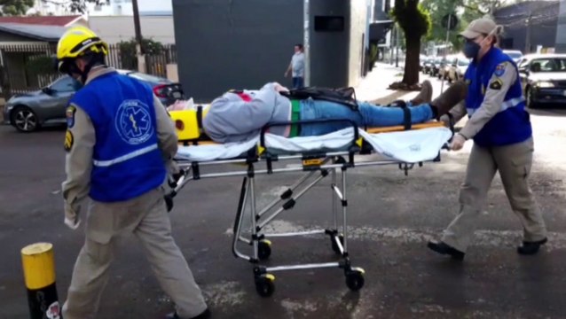 Mais um acidente é registrado no cruzamento das Ruas Paraná e Manoel Ribas, no Centro