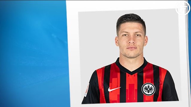 OFFICIEL : Luka Jović retourne à Francfort en prêt !