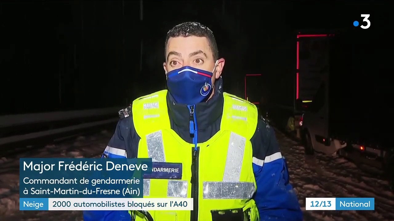 Ain : 2 000 automobilistes bloqués sur l'A40 à cause de la neige