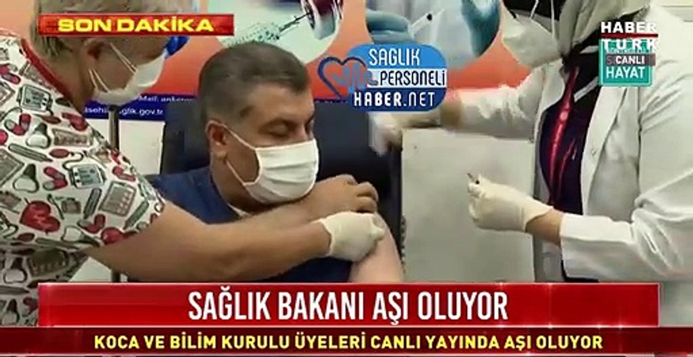 Bakan Koca Şehir Hastanesinde Covid Aşısı Oldu