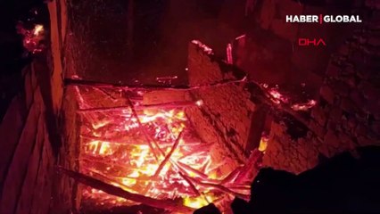 Trabzon'da yangın! 6 ev kül oldu