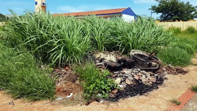 Moradores do Tarumã pedem melhorias em terreno do Município