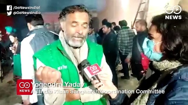 लोहड़ी पर किसानों ने जलाई क़ानून की प्रतियां, 'भविष्य को बचाने की लड़ाई'