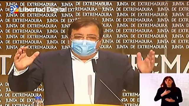 Fernández Vara justifica los retrasos en la vacunación lanzando dudas sobre la seguridad de las vacunas