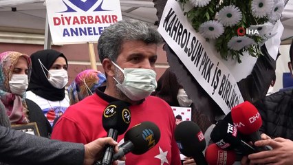 HDP il binası önündeki evlat nöbeti 500'üncü gününde devam ediyor