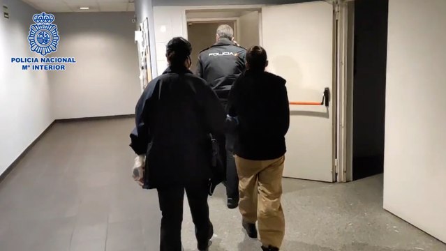 Detenidas cinco mujeres que robaban comida rápida