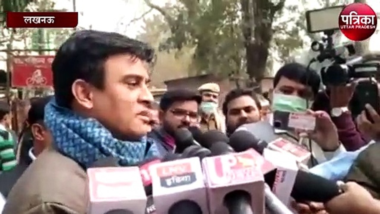 साक्षी महाराज को लेकर सपा नेता इरफान सोलंकी का...
