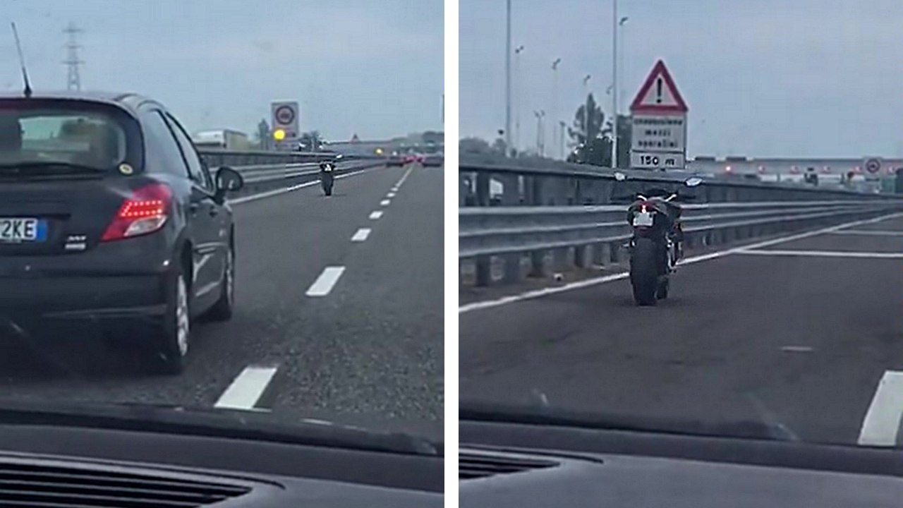 Une moto avance toute seule sur l'autoroute
