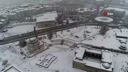 Karla mücadele başladı, çok sayıda personel iş başında