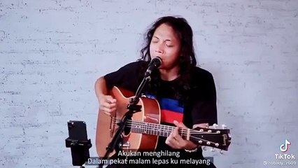 MIMPI YANG SEMPURNA ACOUSTIK VERSION