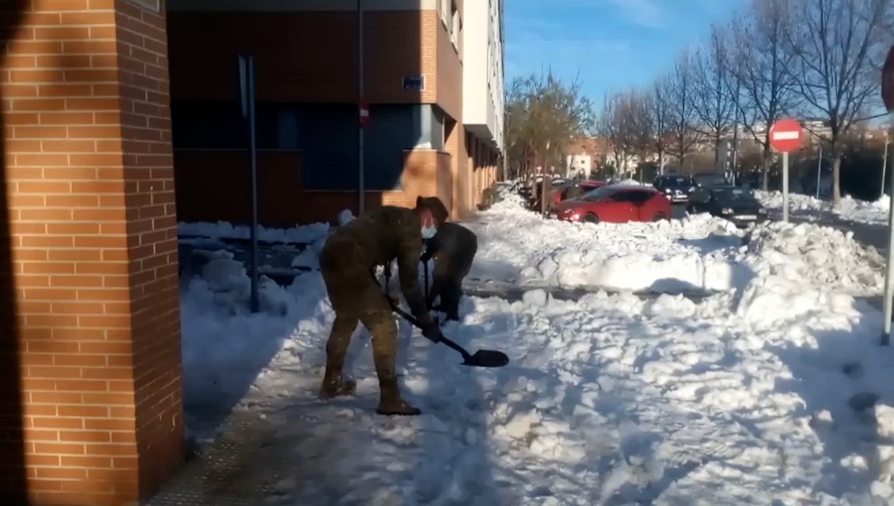 El Ejército realiza labores de limpieza en Guadalajara
