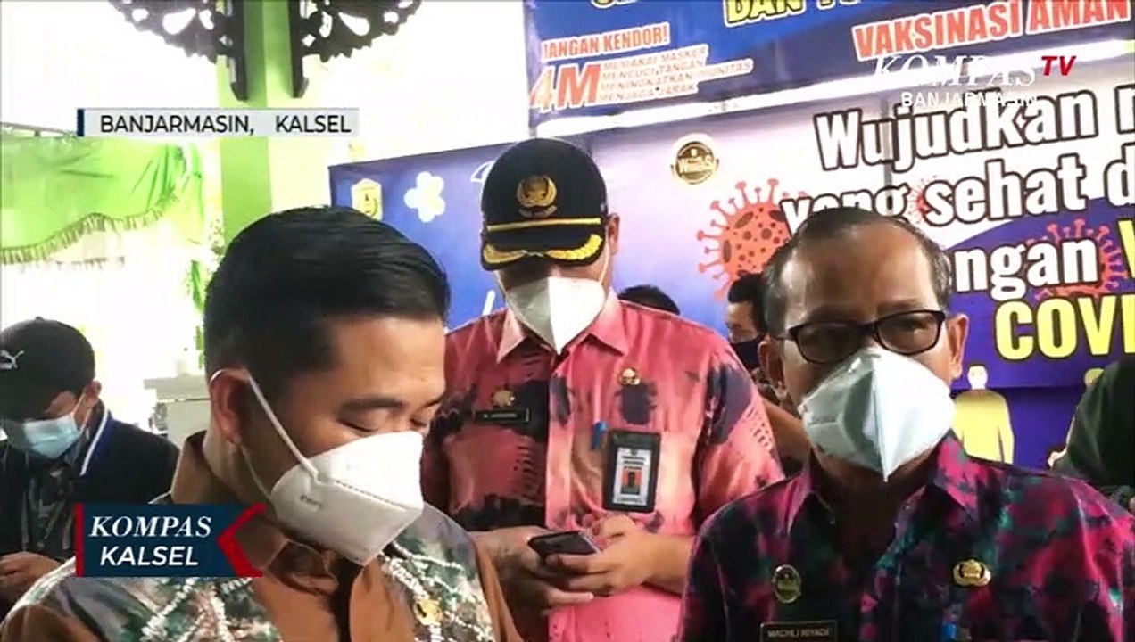 Mengawali Vaksinasi Covid-19, Wali Kota Banjarmasin Disuntik Vaksin Sinovac