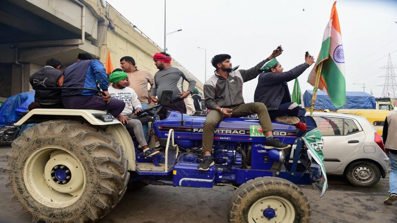 Farmer organisations meeting with government tomorrow at 12