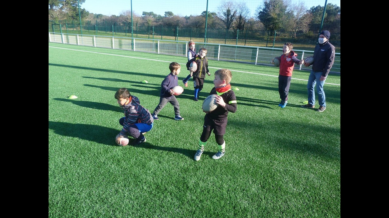 Baby Rugby/M6/M8 - Diaporama récompenses concours dessin + galette des rois