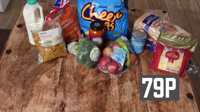 The food £15 will really buy you in a Lancashire supermarket that puts the Government's food parcels to shame