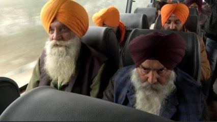 Video herunterladen: Farmers leave for 9th round of talks with govt