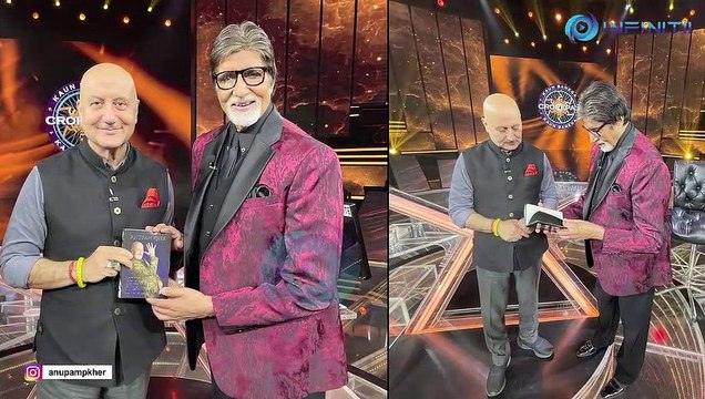 Your Best Day Is Today | Anupam Kher gifts his latest book to Amitabh Bachchan