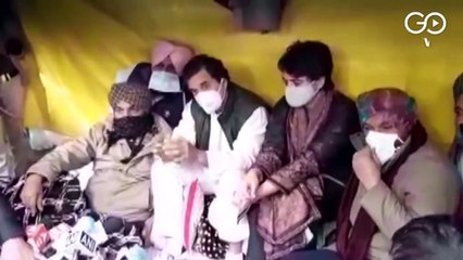 जंतर-मंतर पहुंचकर बोले राहुल, किसान न तो झुकेंगे और न ही डरेंगे