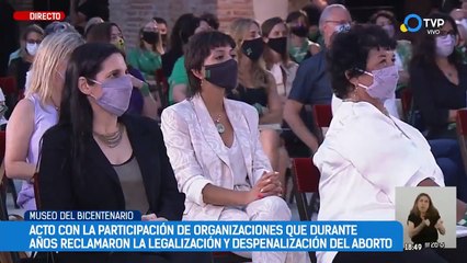 Vilma Ibarra: "Venimos a reparar la muerte de tres mil mujeres y la humillación a la que fueron sometidas"