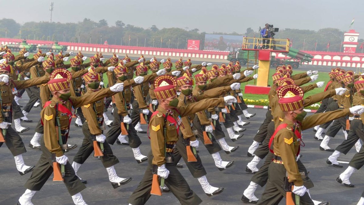 Army Chief responded to China and Pakistan on 7...