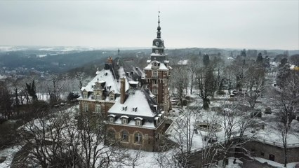 La citadelle de Namur revêtue d'un blanc manteau