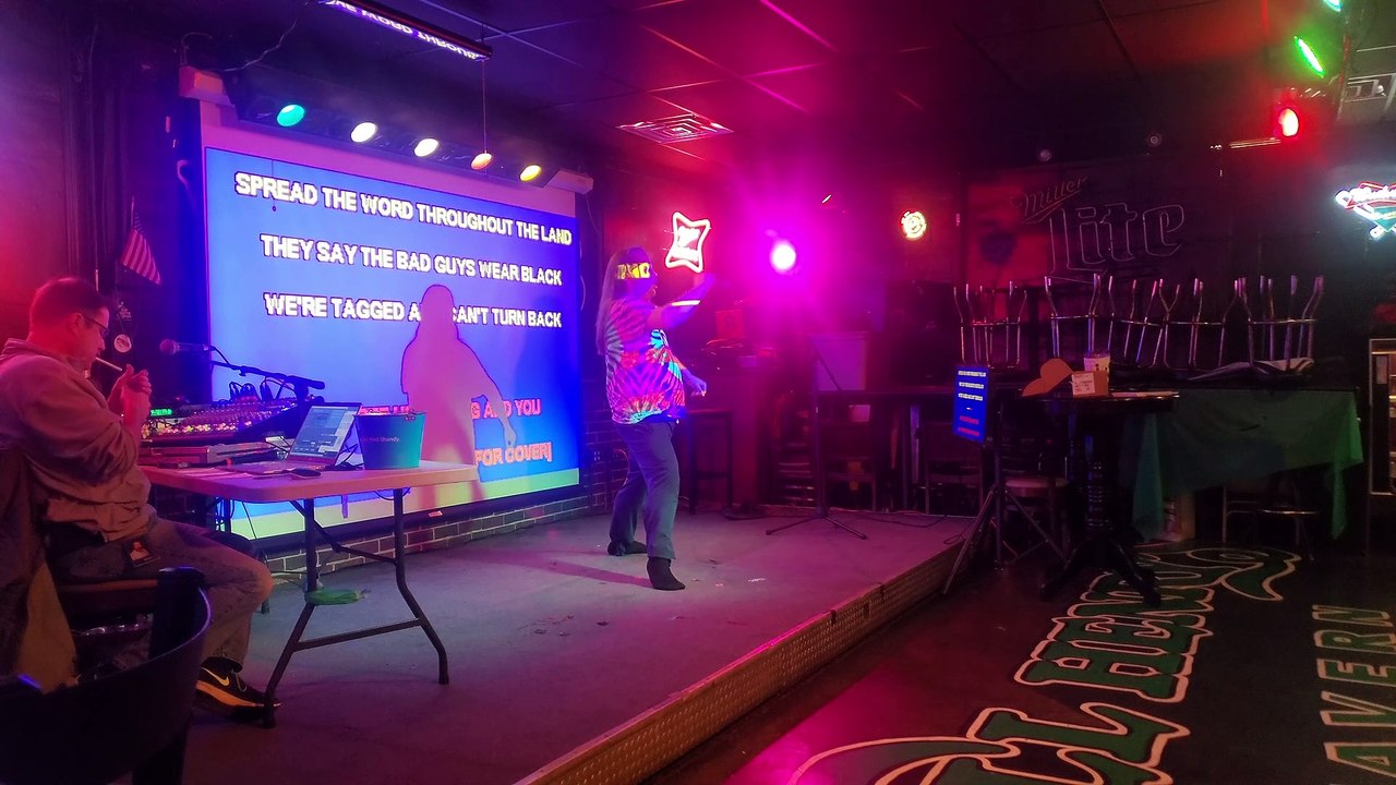KARAOKE - Pantera - Cowboys From Hell