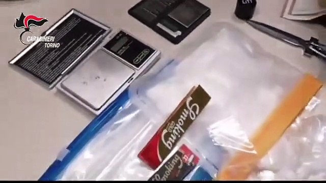 Villar Perosa (TO) - Spaccio di droga arrestato 20enne, denunciato minorenne (15.01.21)