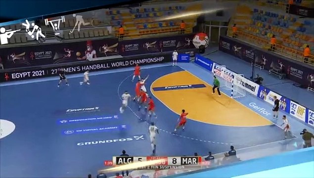 [스포츠영상] 골문을 비우면 이런 일이…