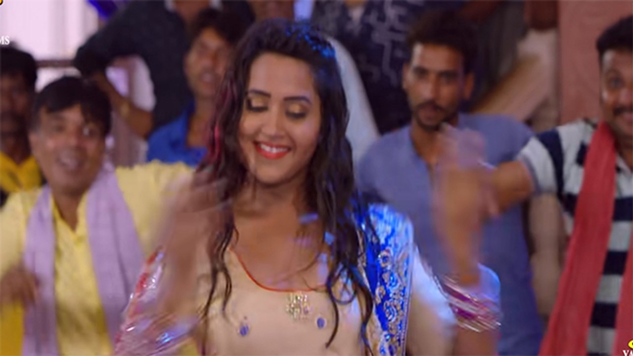 Kajal Raghwani का Bhojpuri गाना 'कूलर कुर्ती में लगबा ला' का धमाल !!