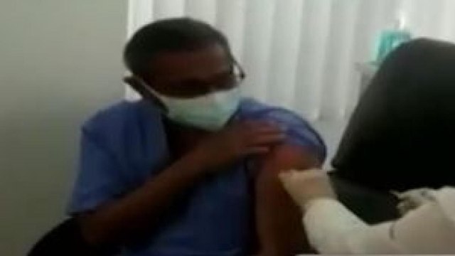 Medanta chairman Naresh Trehan gets vaccinated