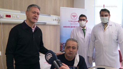 Kanserden yüzünün yarısını kaybeden hastaya yeni yüz