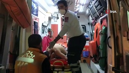 Kendi yaptıkları alkolü içince zehirlendiler