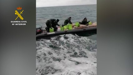 Intervenidos más de 8.100 kilos de hachís en tres actuaciones en Cádiz