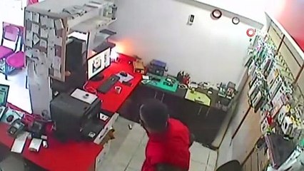 Batarya elinde böyle patladı