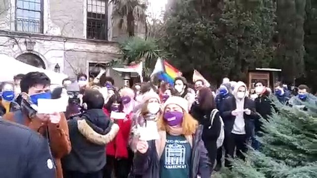 Boğaziçili öğrencilerden Melih Bulu’ya Metallica’lı çağrı: Vazgeçmiyoruz, istifa