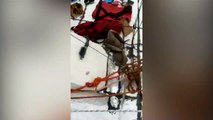 Resgate nas alturas: Imagens mostram atendimento do Corpo de Bombeiros no oitavo andar de prédio
