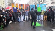 - Fransa’da “küresel Güvenlik” Yasası Protestoları Devam Ediyor- 80 Farklı Kent Ve Kasabada Binlerce Kişi, Yoğun Kar Yağışına Rağmen Sokaklarda